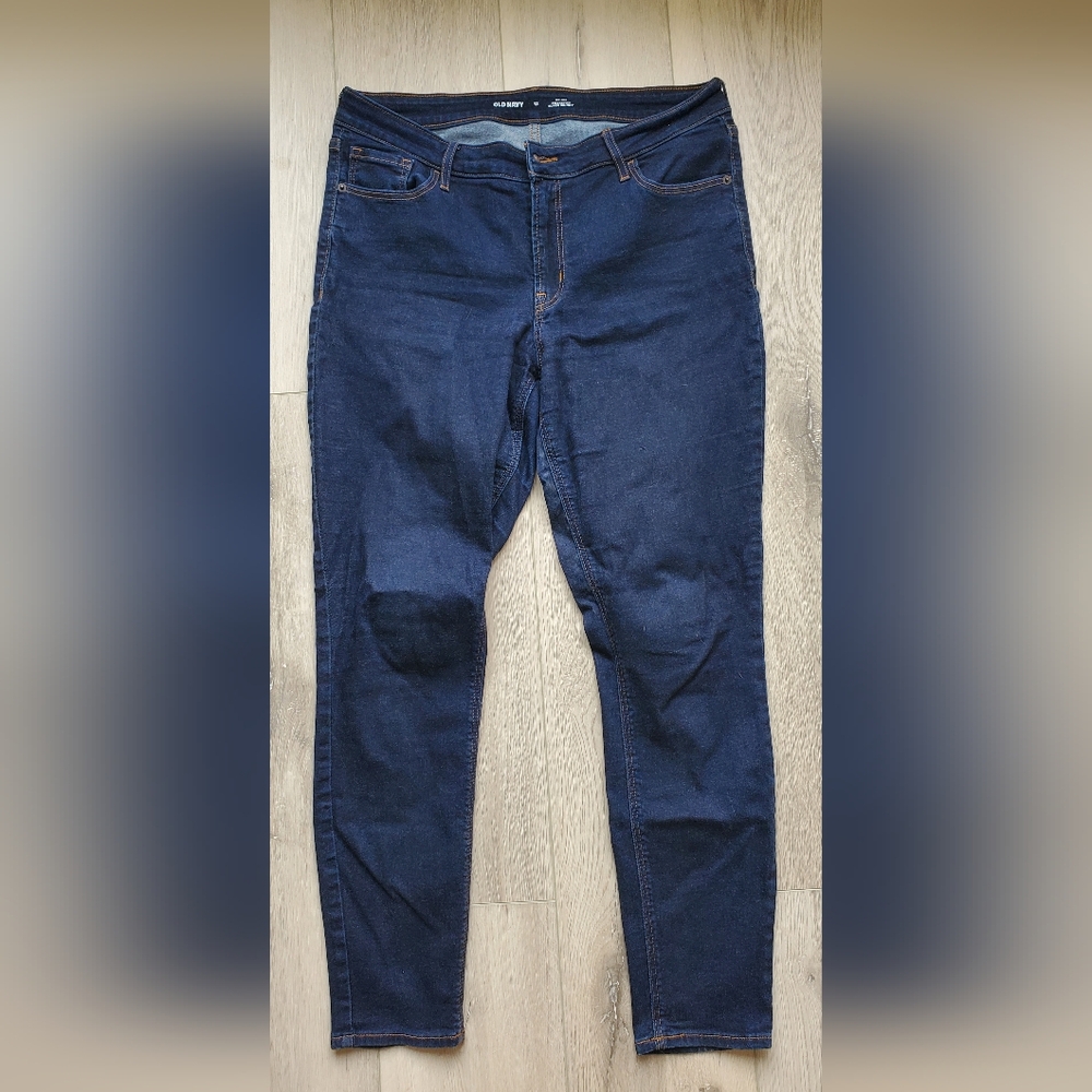 Old Navy Mid-Rise Rockstar Super Skinny Jeans